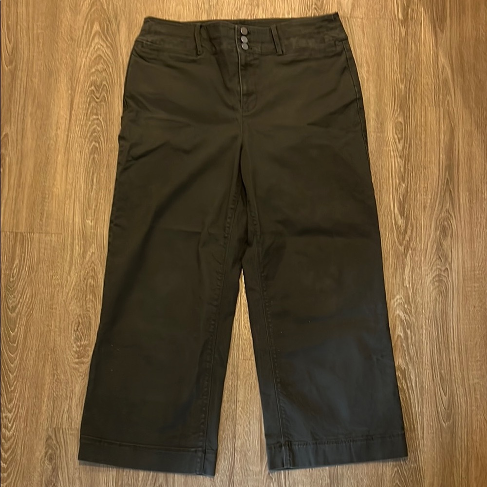 Men’s Military Green Army-Style Wide Leg Pants